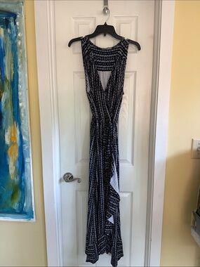 Loveappella Navy & White Printed Sleeveless Wrap Maxi Dress